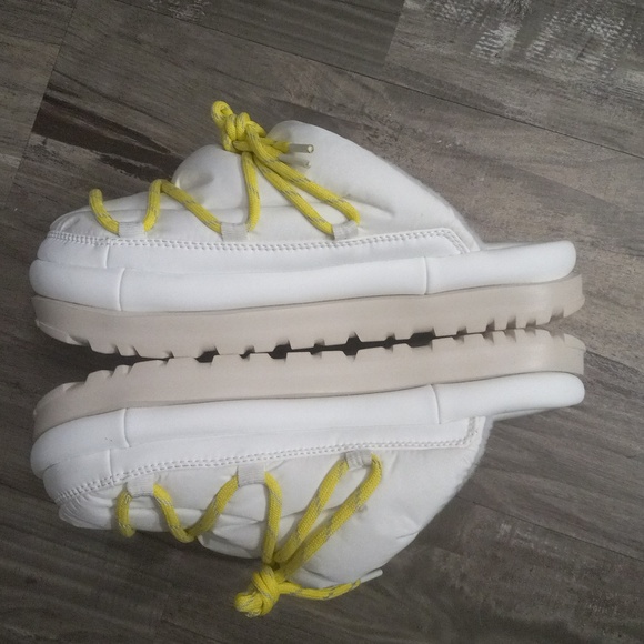 UGG Spaceslider Tech Slide White Slippers - Women's Size 9 - Picture 6 of 15